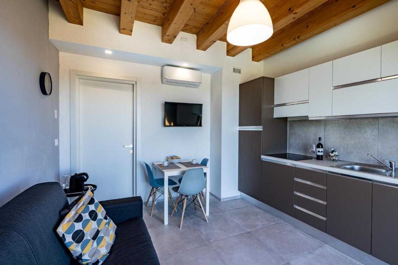 Casa Tina Holiday Home Diano dʼAlba エクステリア 写真